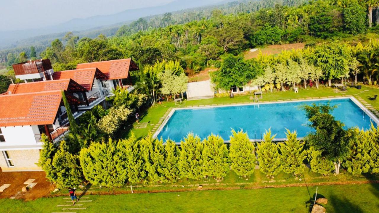 7 Heaven Villas & Resorts Чикмагалур Экстерьер фото