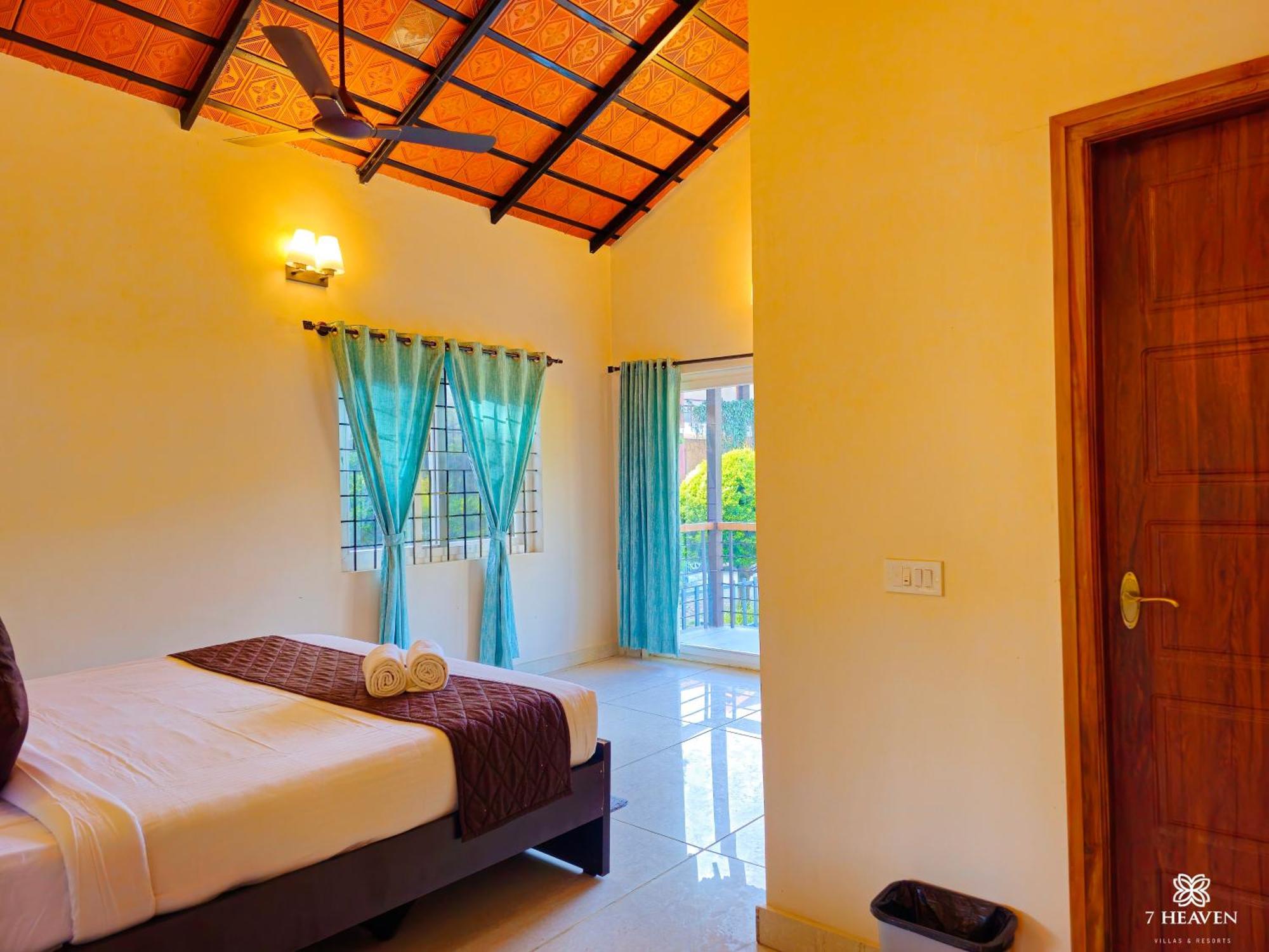 7 Heaven Villas & Resorts Чикмагалур Экстерьер фото